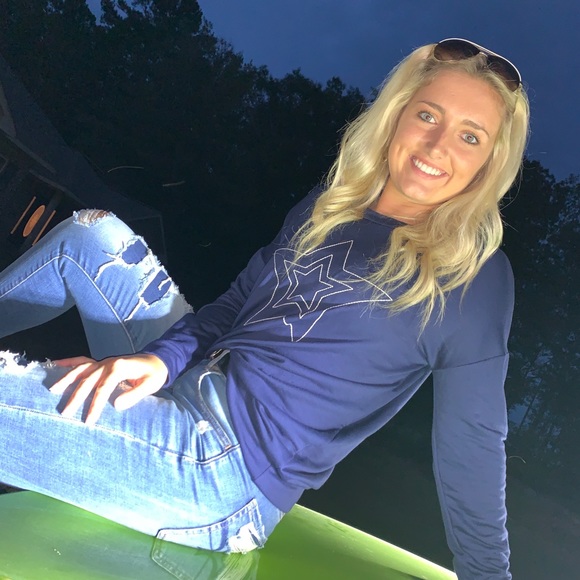 Please fiollow is on IG,TikTok FB and Twitter - Picture 9 of 13